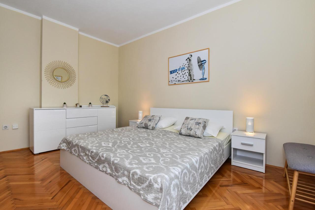 Apartment Sunny Side 扎达尔 外观 照片