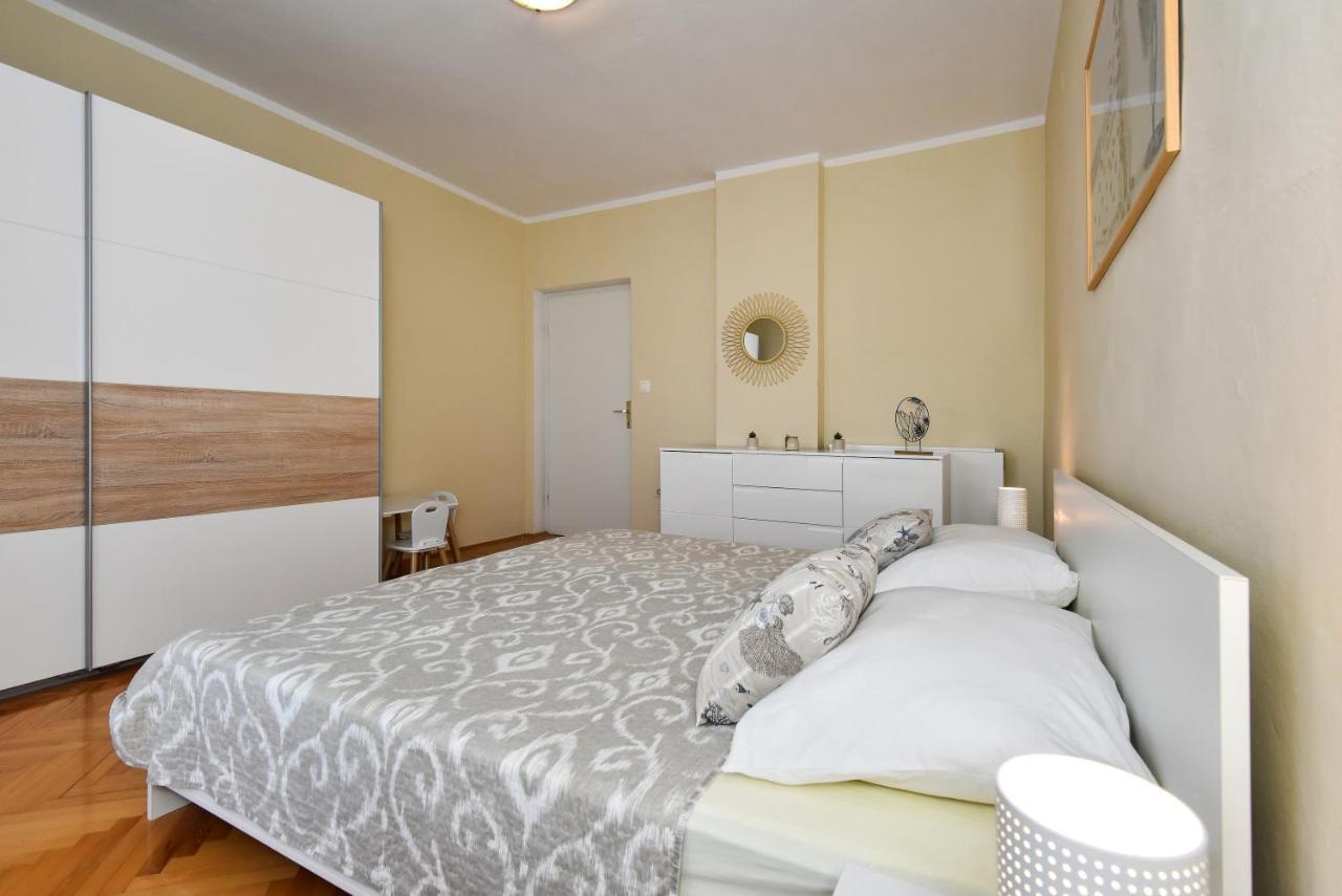 Apartment Sunny Side 扎达尔 外观 照片