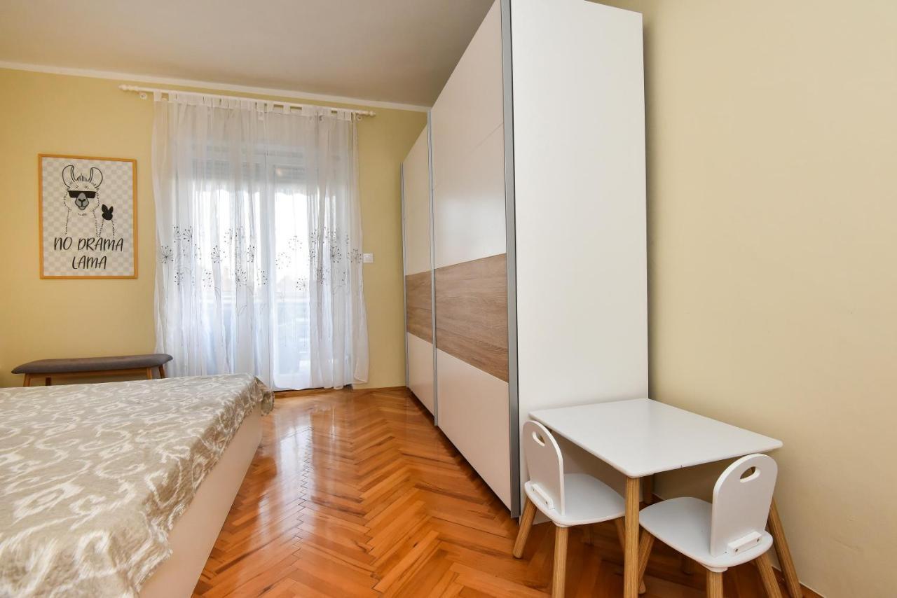 Apartment Sunny Side 扎达尔 外观 照片